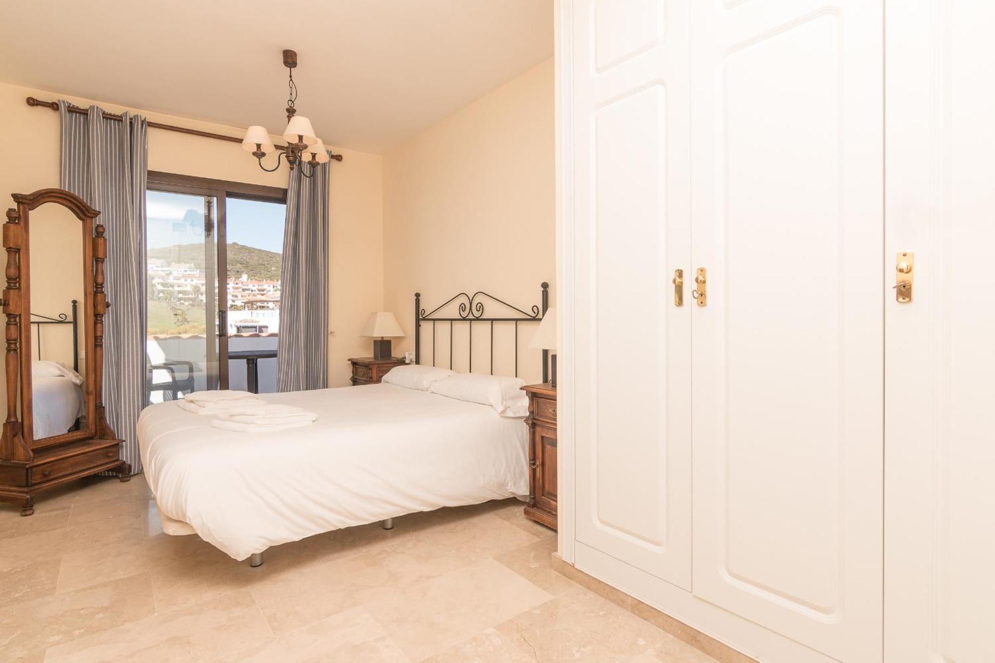 2233-Lovely 2 Bedrooms On The Beach, Pool And Port マニルバ エクステリア 写真