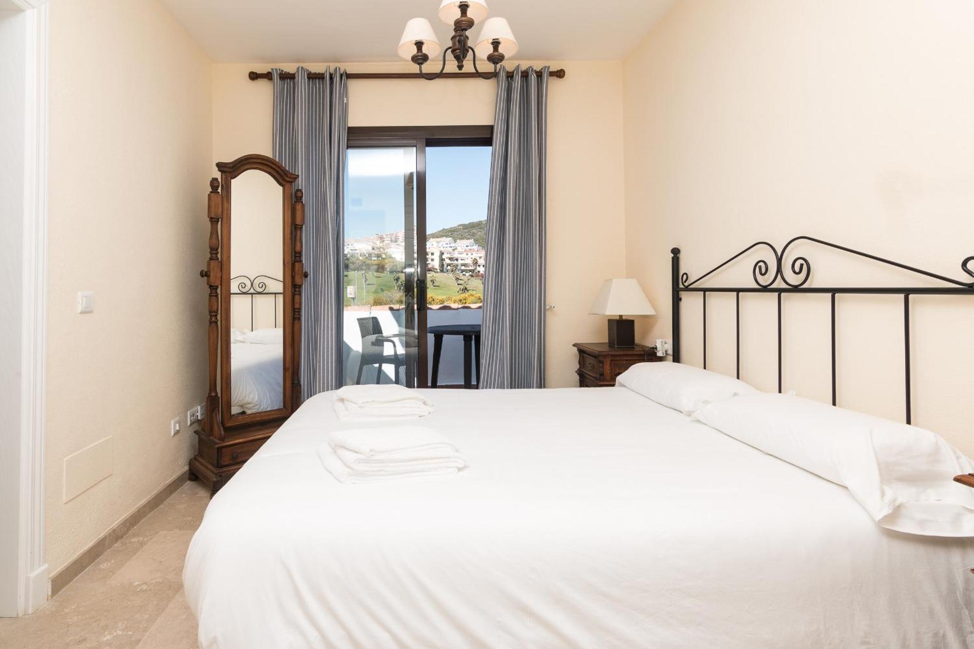 2233-Lovely 2 Bedrooms On The Beach, Pool And Port マニルバ エクステリア 写真